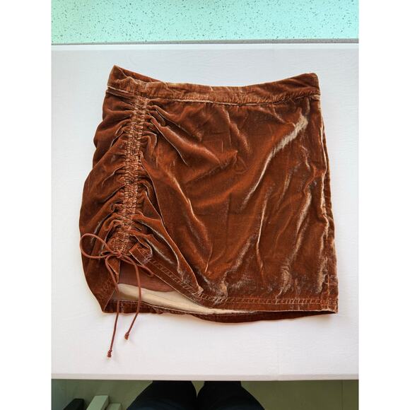 Free People Velvet Ruched Mini Skirt - Picture 4 of 9